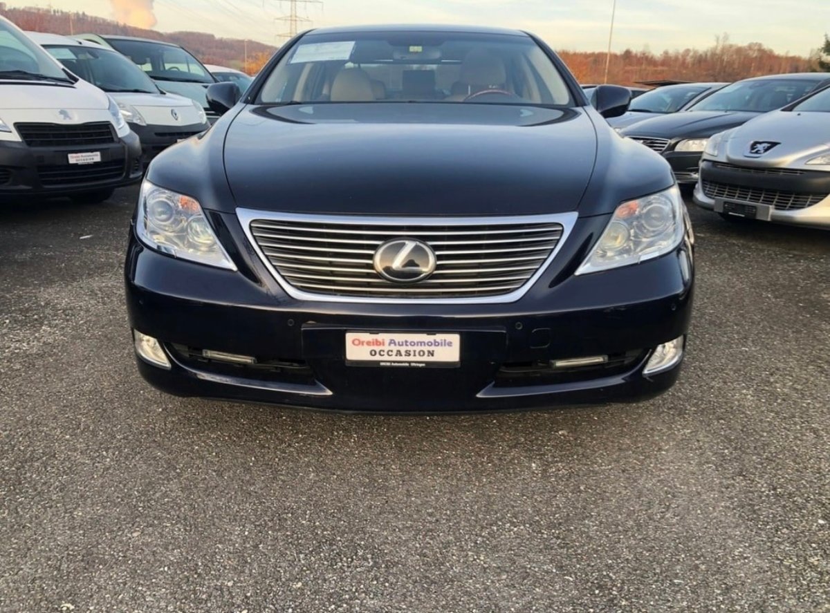 LEXUS LS 460 Automatic gebraucht für CHF 22'490,