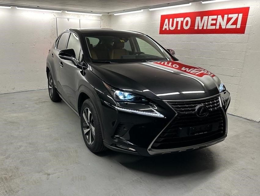 LEXUS NX 300h Excellence gebraucht für CHF 36'800,