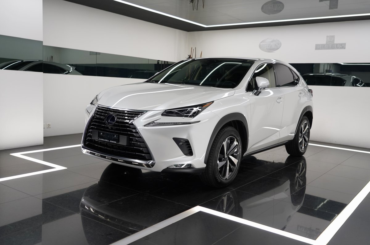 LEXUS NX 300h Excellence gebraucht für CHF 47'900,