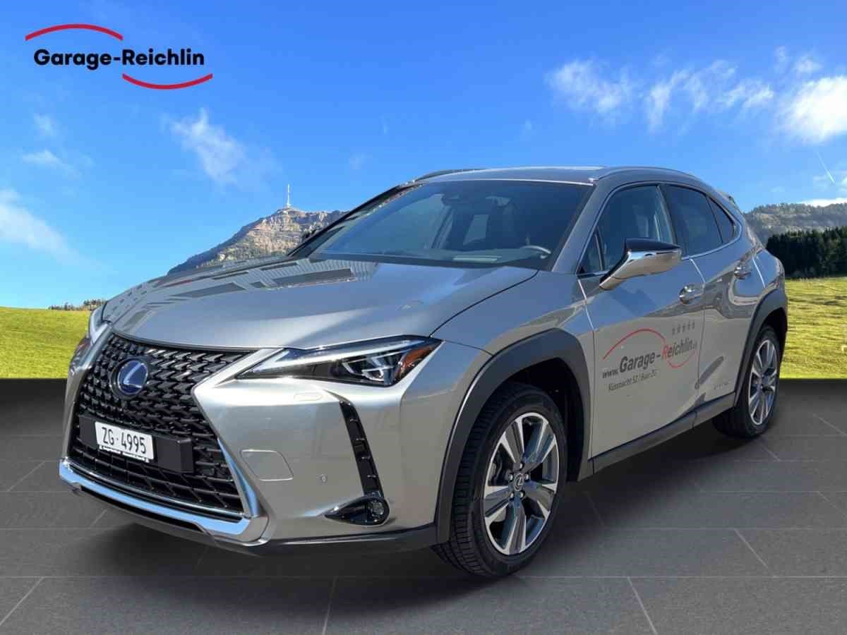 LEXUS UX 300e excellence elektrisc gebraucht für CHF 44'900,