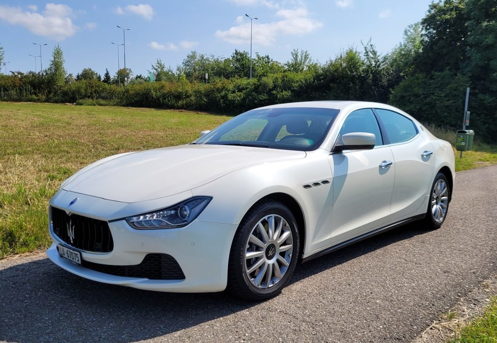 MASERATI Ghibli 3.0 V6 D gebraucht für CHF 21'500,