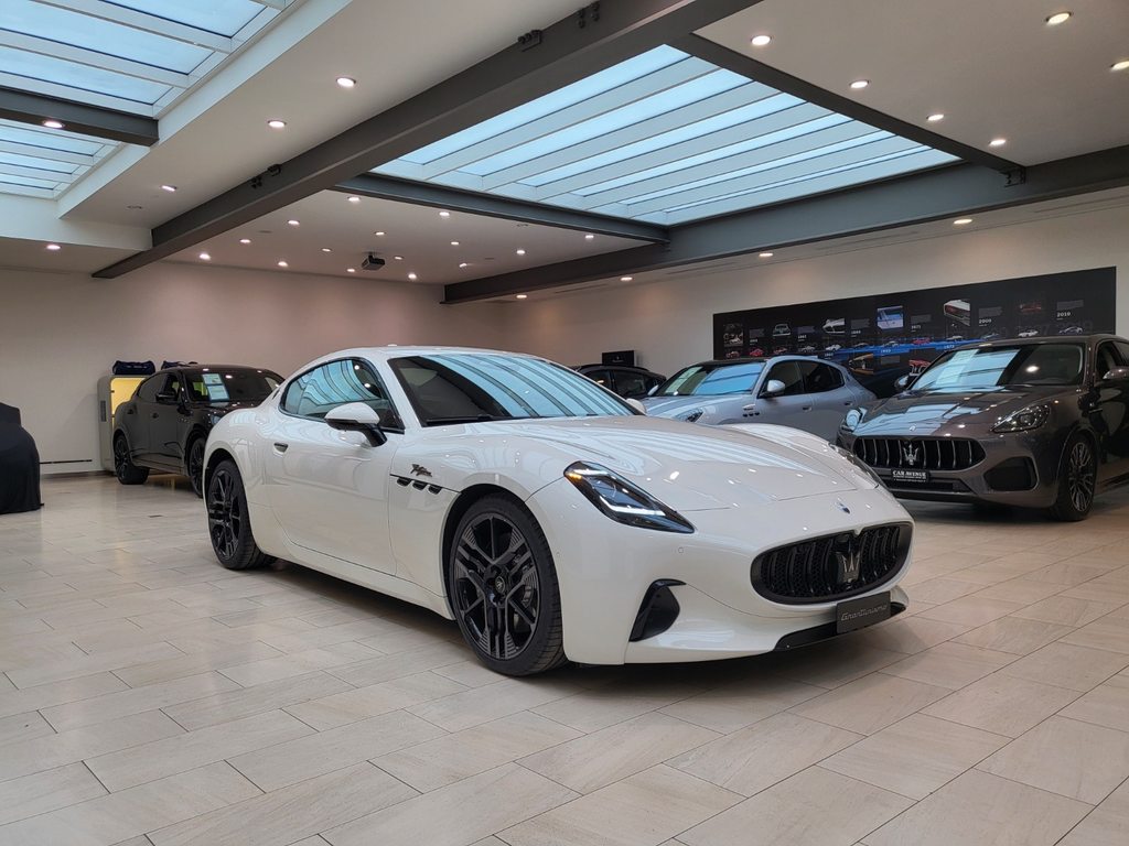 MASERATI Gran Turismo Folgore vorführwagen für CHF 189'900,