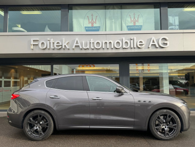 MASERATI Levante S 3.0V6 GranLusso gebraucht für CHF 53'800,