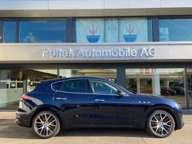 MASERATI Levante 3.0 V6 Modena vorführwagen für CHF 89'800,