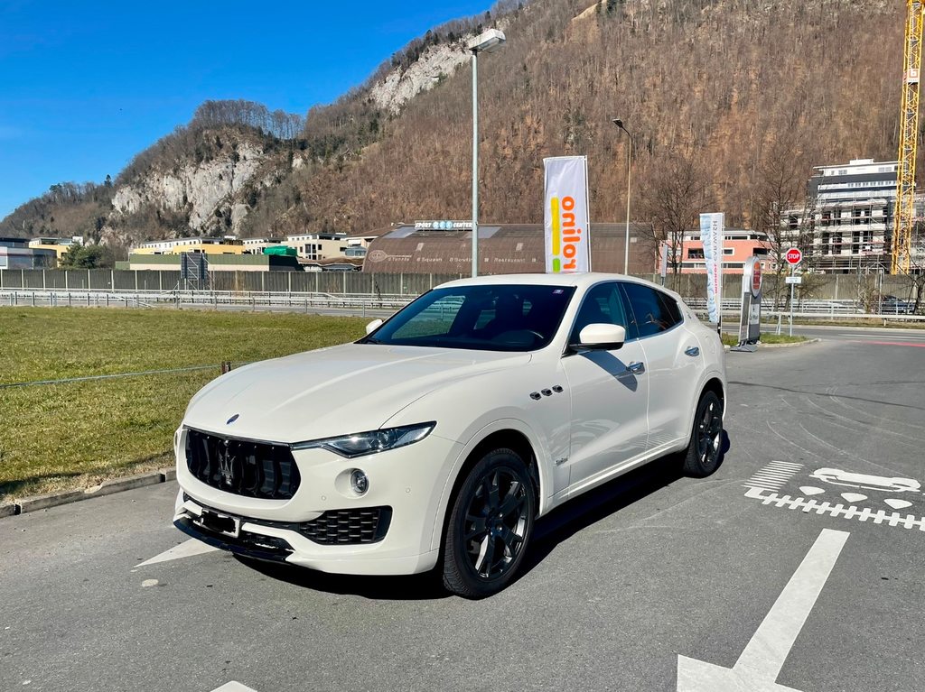 MASERATI Levante 3.0 V6 D gebraucht für CHF 40'500,