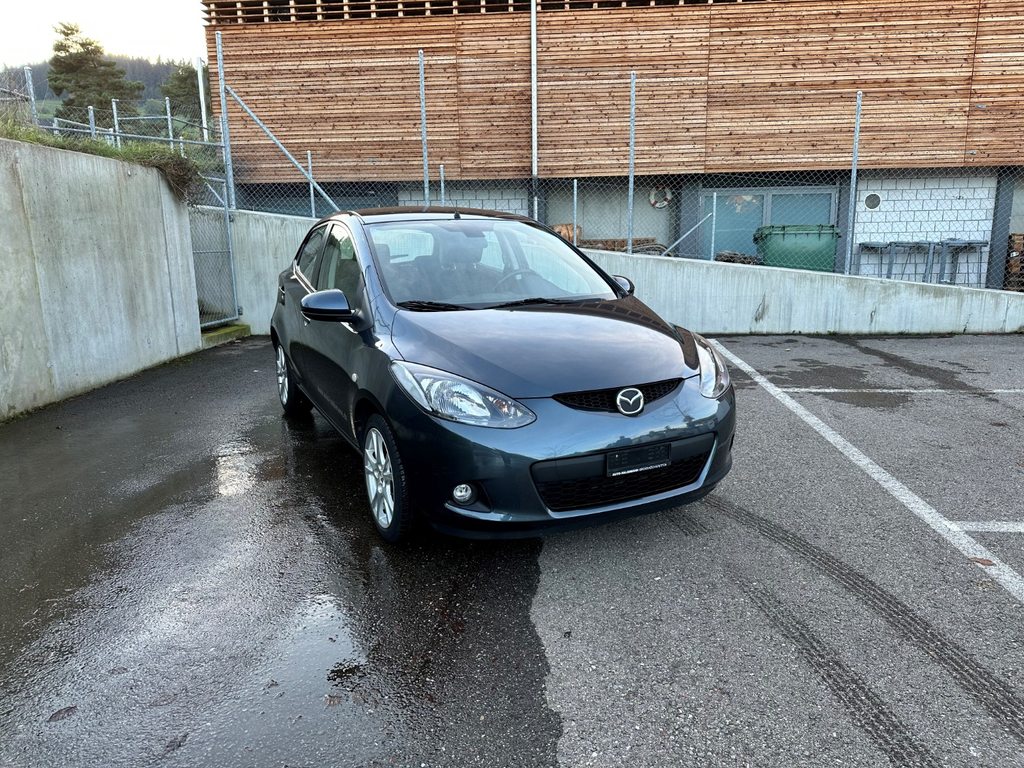 MAZDA 2 1.3 86 MZR Exclusive gebraucht für CHF 4'900,