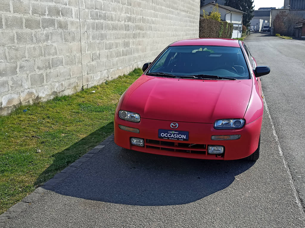 MAZDA 323 1.5 gebraucht für CHF 1'500,