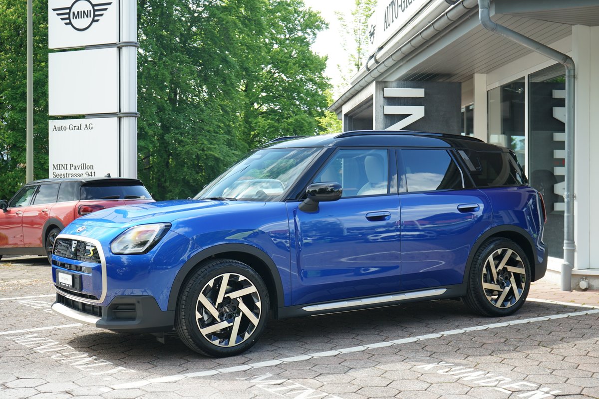 MINI Countryman SE ALL 4 neu für CHF 61'900,