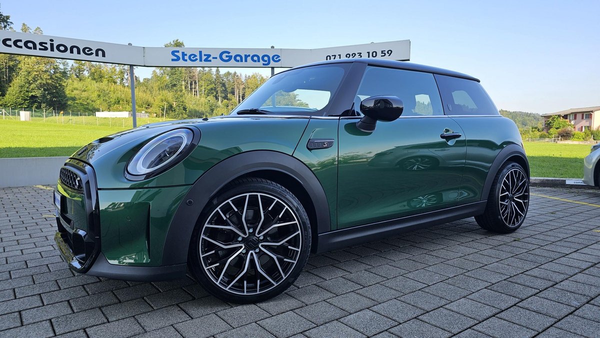 MINI Mini F56 2.0i Cooper S SDKG gebraucht für CHF 23'800,