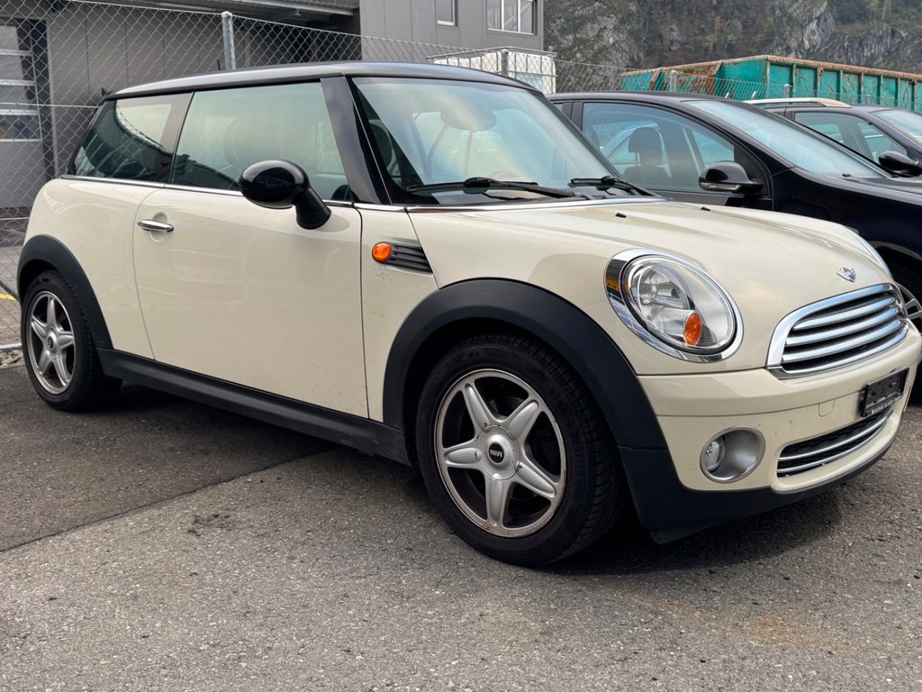 MINI Mini R56 1.6i Cooper gebraucht für CHF 1'500,