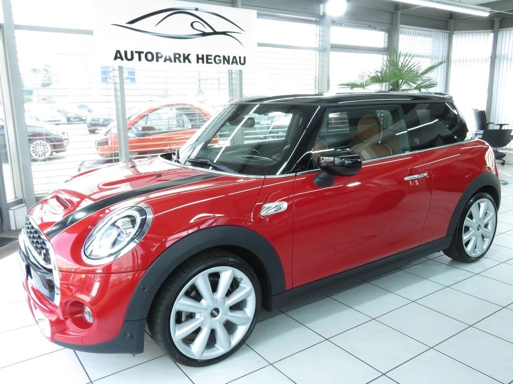 MINI Mini Cooper S Steptronic DKG gebraucht für CHF 25'900,