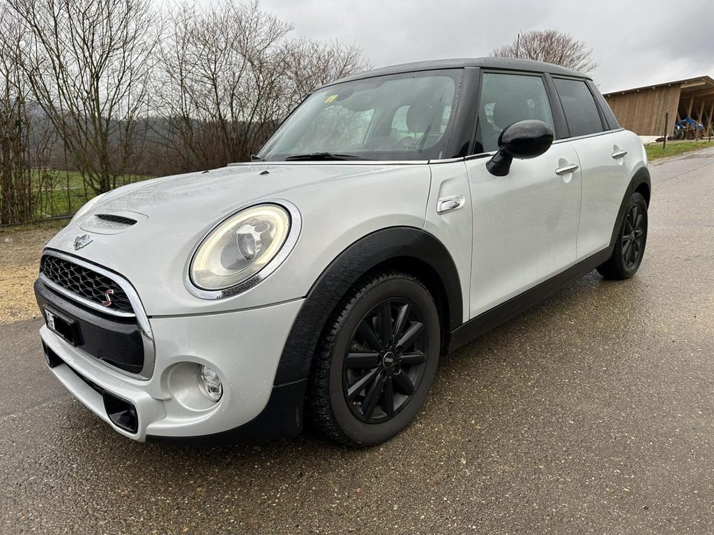 MINI Mini F55 2.0i Cooper S gebraucht für CHF 16'500,