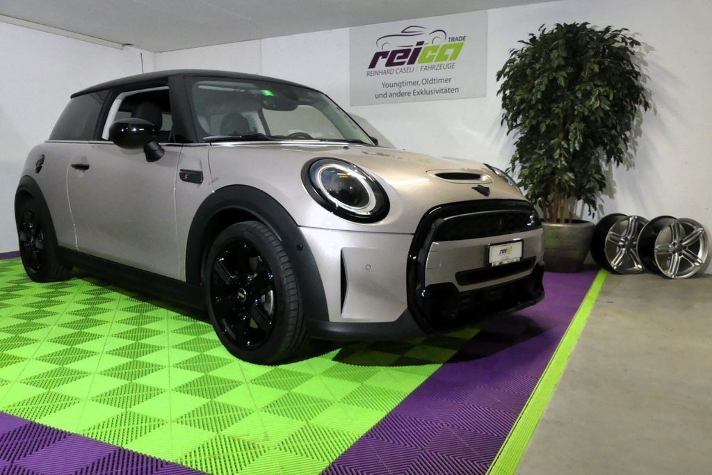 MINI Mini F56 2.0i Cooper S SDKG gebraucht für CHF 30'999,