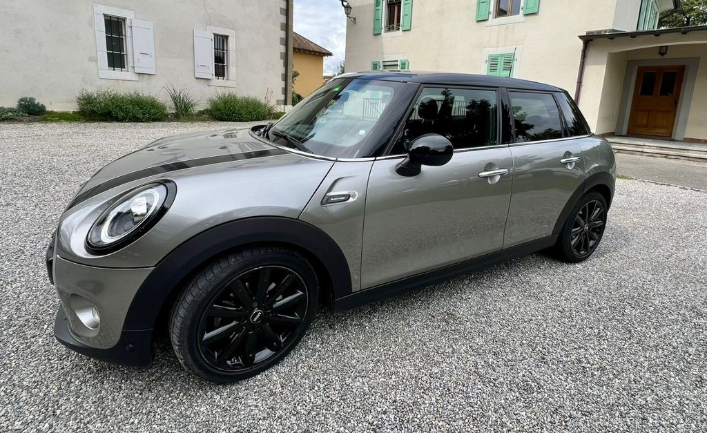 MINI Mini F55 1.5i Cooper gebraucht für CHF 16'300,