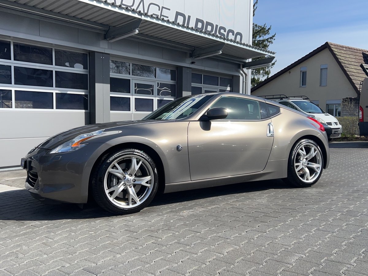 NISSAN 370 Z Pack Automatic gebraucht für CHF 22'800,