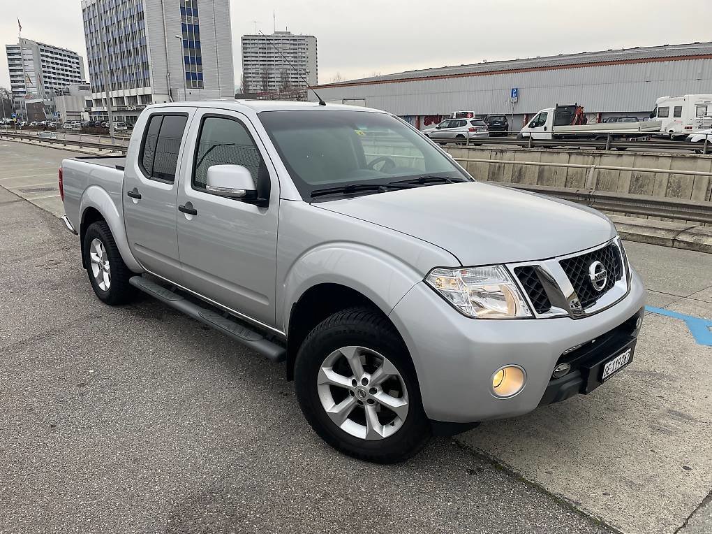 NISSAN Navara Double Cab Tekna 2.3 gebraucht für CHF 21'500,