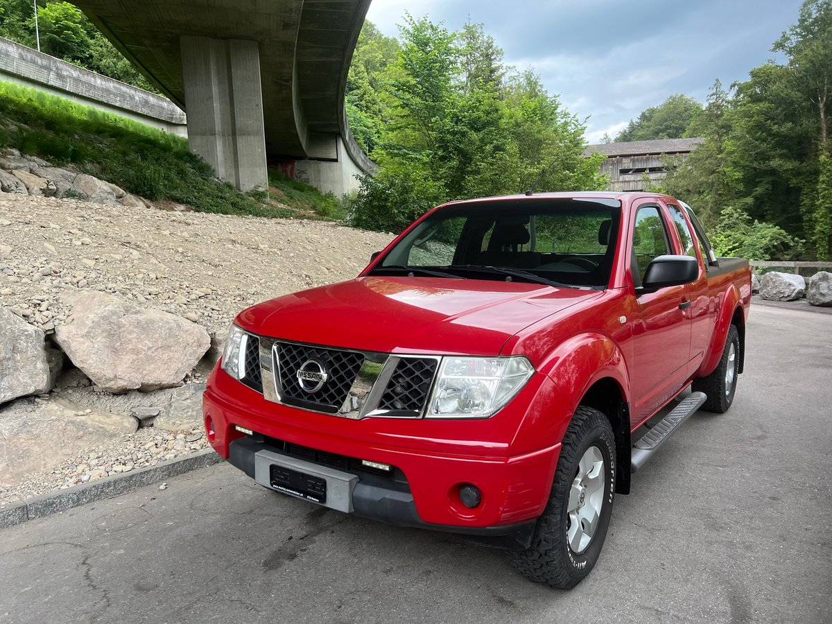 NISSAN Navara Double Cab SE 2.5 dC gebraucht für CHF 11'900,