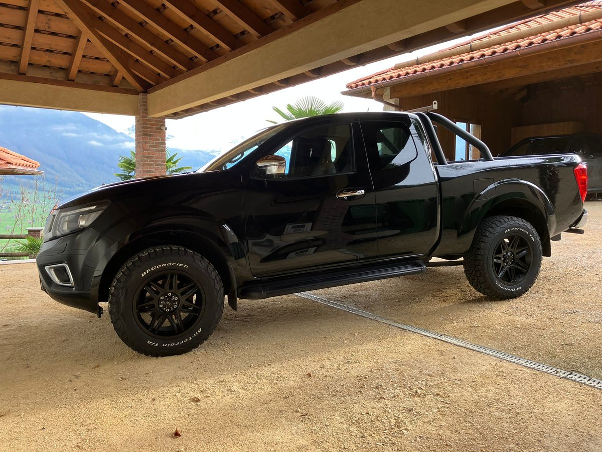 NISSAN Navara King Cab N