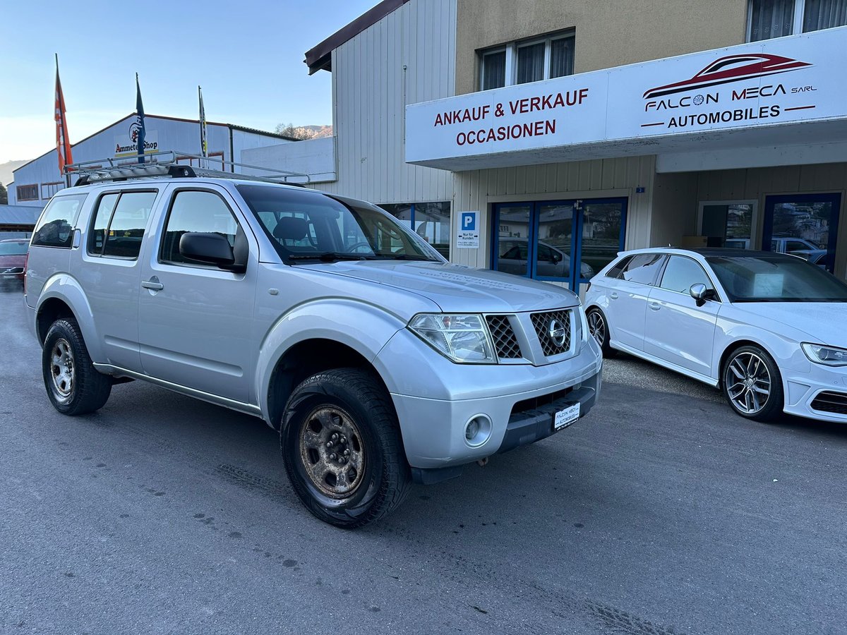 NISSAN Pathfinder 2.5 dCi XE gebraucht für CHF 9'800,