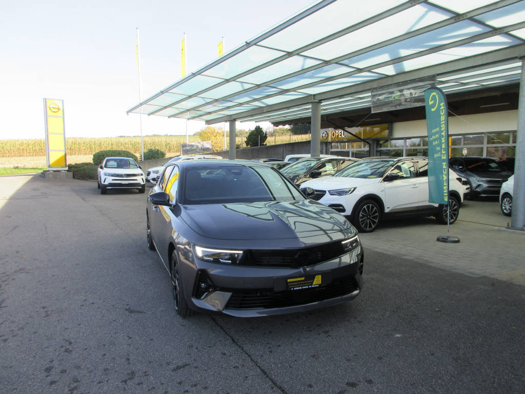 OPEL Astra 1.6 T PHEV 180 Swiss Pl vorführwagen für CHF 42'300,