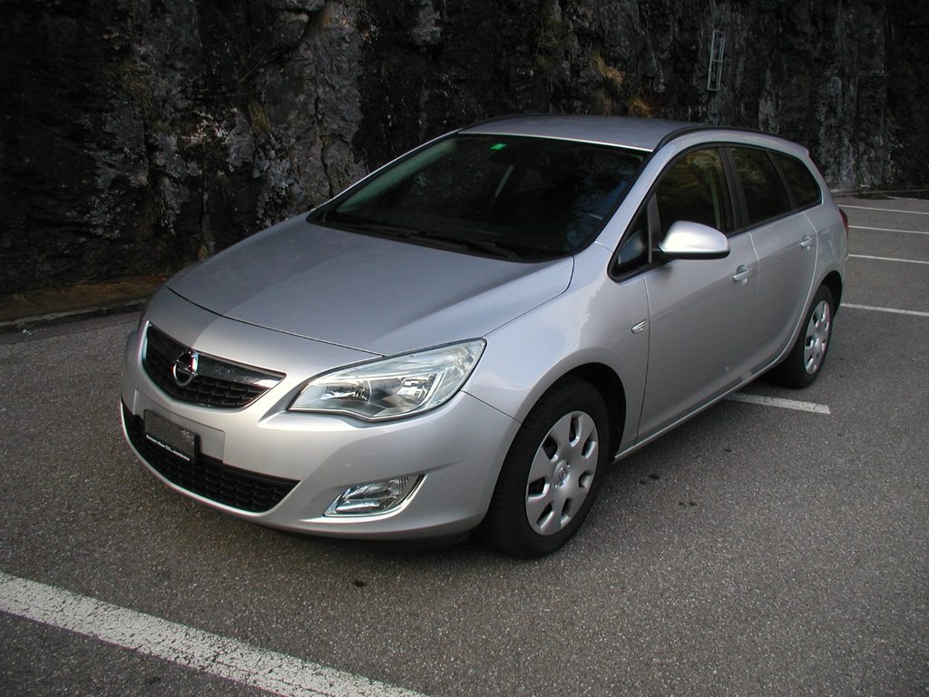 OPEL Astra Sports Tourer 1.7 CDTI gebraucht für CHF 6'300,