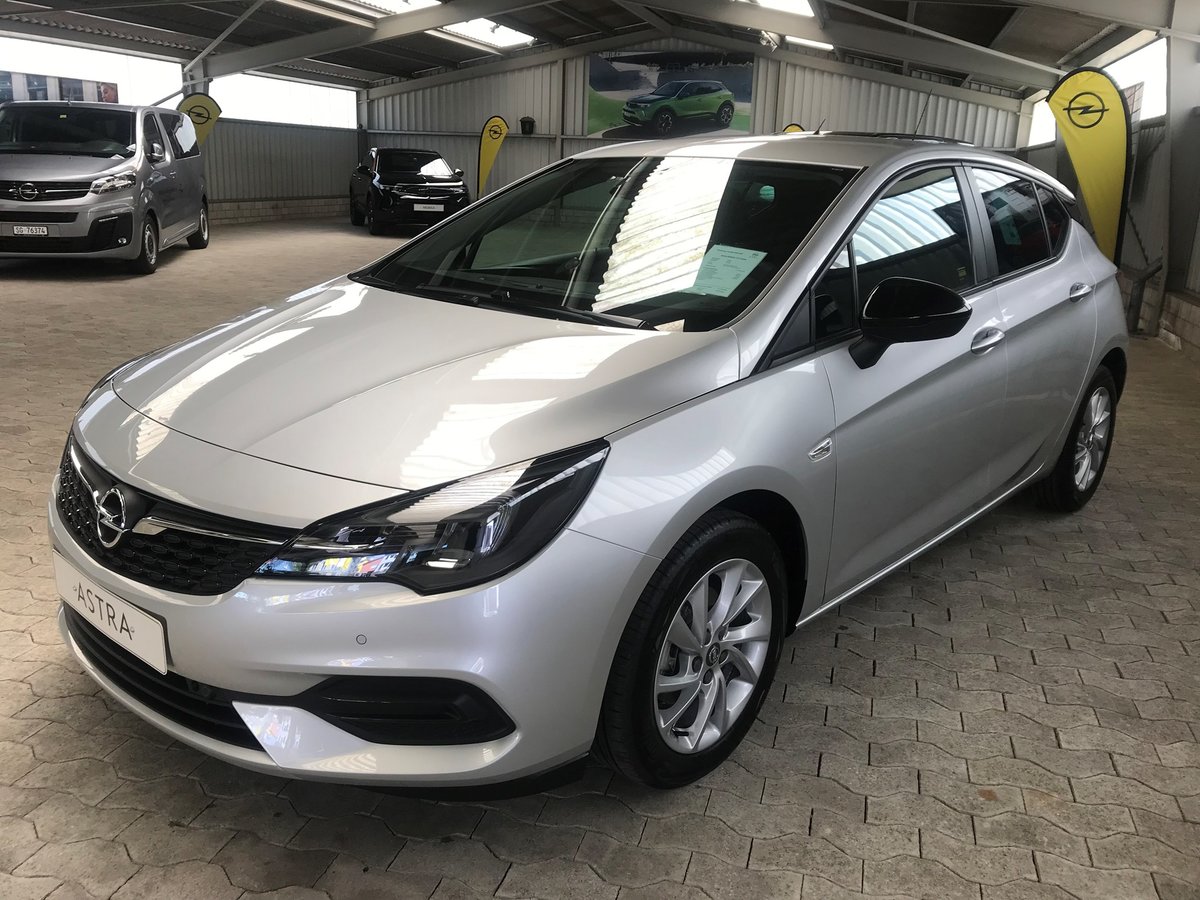 OPEL Astra 1.2i Turbo Edition gebraucht für CHF 22'950,