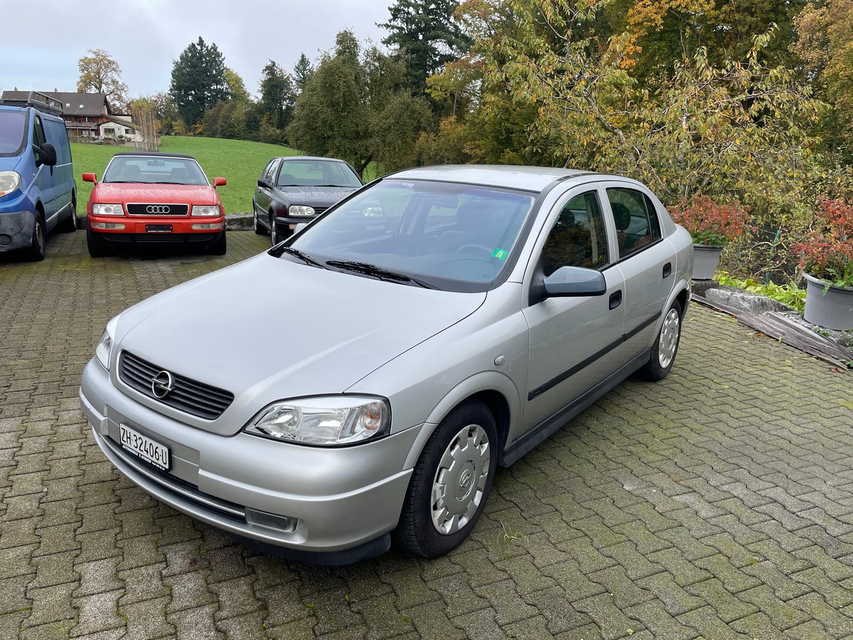 OPEL Astra 1.6i 16V Comfort gebraucht für CHF 3'500,