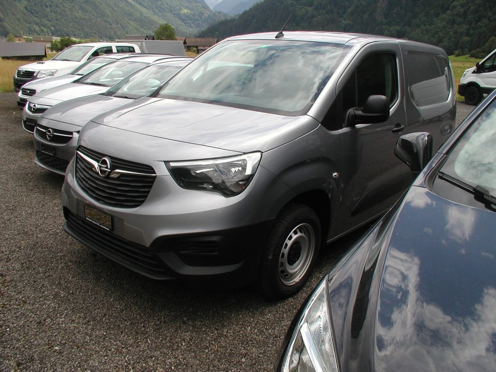 OPEL Combo Cargo 2.0 t 1.2 S/S vorführwagen für CHF 24'900,