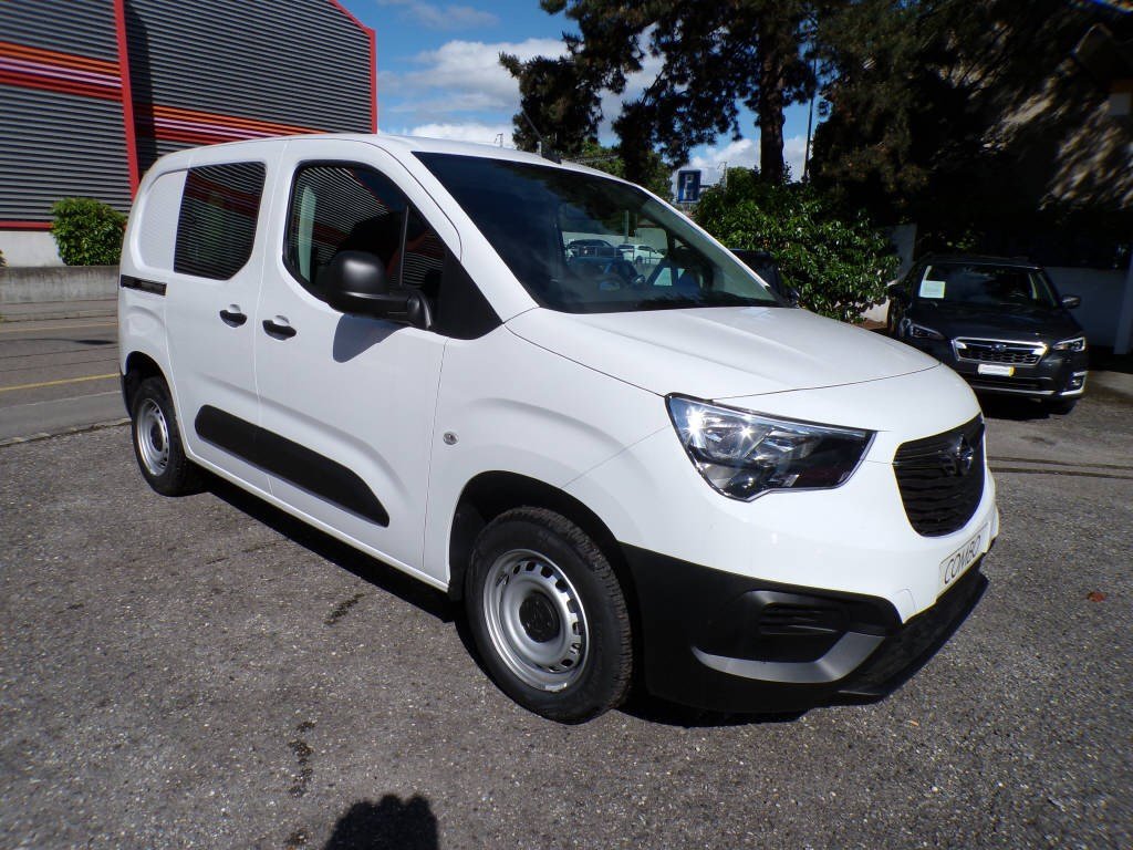 OPEL Combo Blitz Pure Tech 1.2l neu für CHF 24'852,