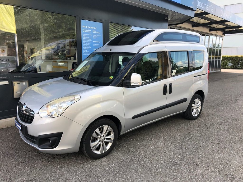 OPEL Combo 1.4i Cosmo L1H2 gebraucht für CHF 10'990,