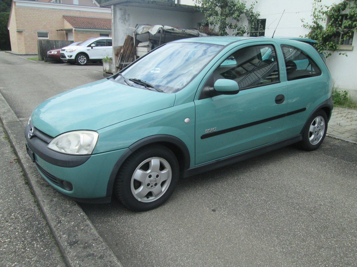 OPEL Corsa 1.4 16V Elegance gebraucht für CHF 3'200,