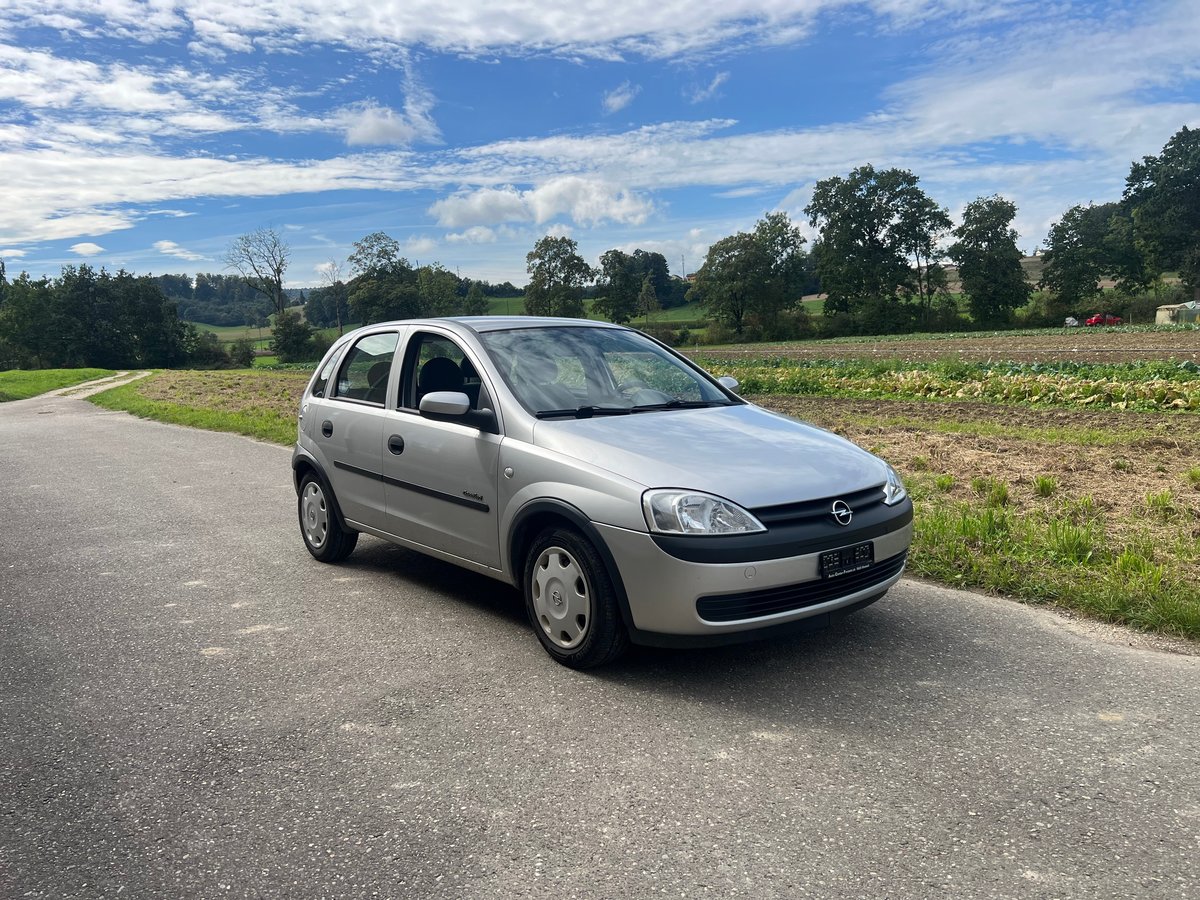 OPEL Corsa 1.4 16V Comfort gebraucht für CHF 2'900,