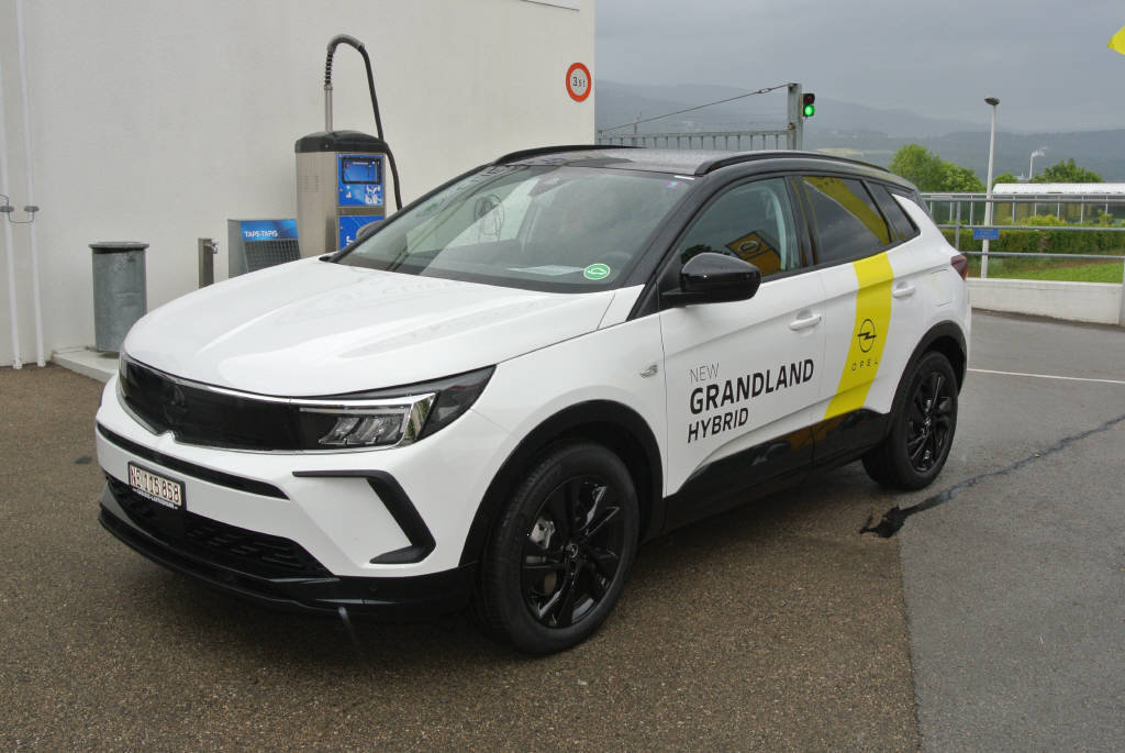 OPEL Grandland 1.6 T PHEV GS Line vorführwagen für CHF 44'800,