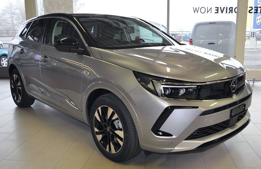 OPEL Grandland 1.6 T PHEV Elegance vorführwagen für CHF 48'900,