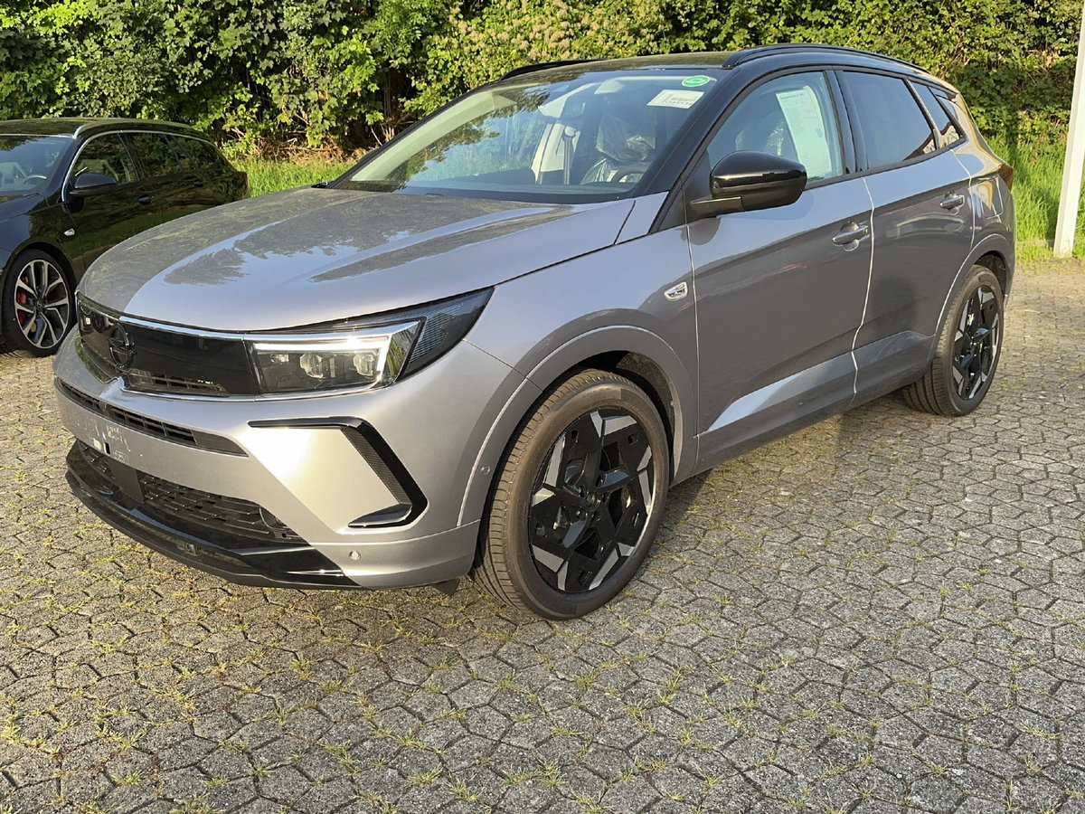 OPEL Grandland GSe PHEV 300 vorführwagen für CHF 49'900,