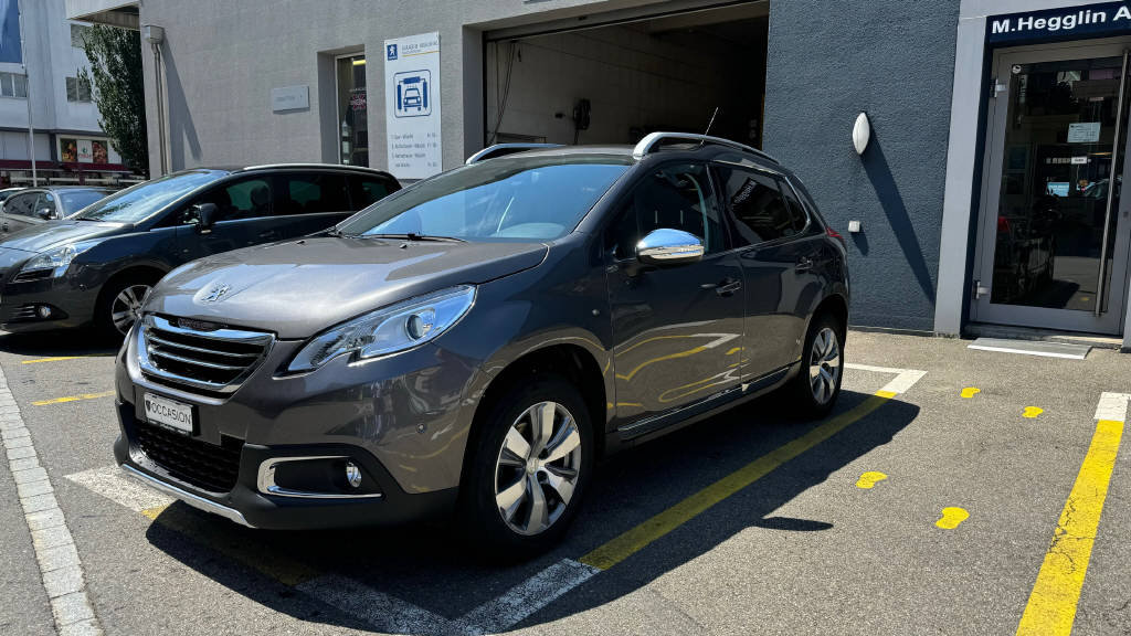 PEUGEOT 2008 1.2 PureTech 110 Allu gebraucht für CHF 12'800,