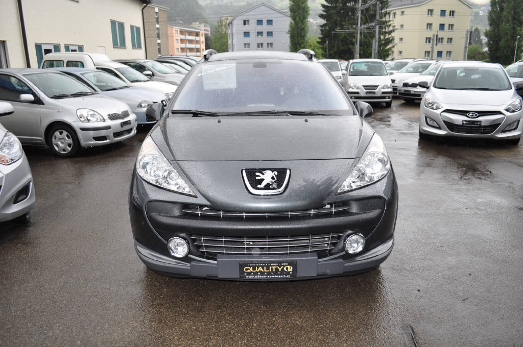 PEUGEOT 207 SW 1.6 16V Outdoor gebraucht für CHF 9'900,