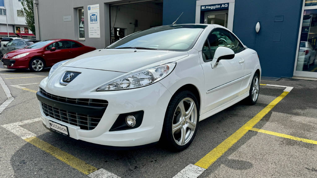 PEUGEOT 207 CC 1.6 16V Swiss Colle gebraucht für CHF 7'900,