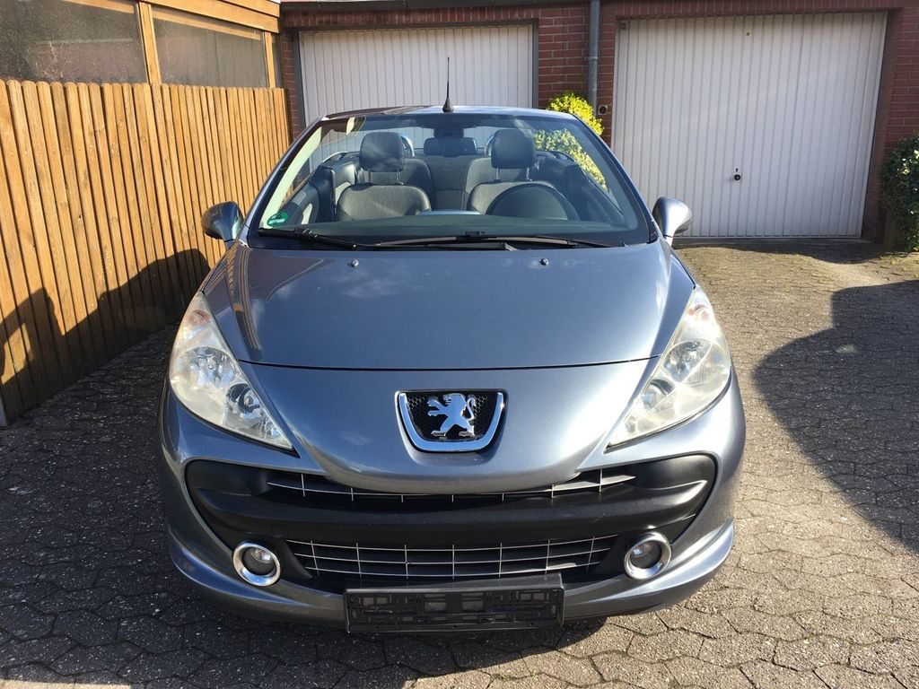 PEUGEOT 207 CC 1.6 16V Trendy gebraucht für CHF 2'000,