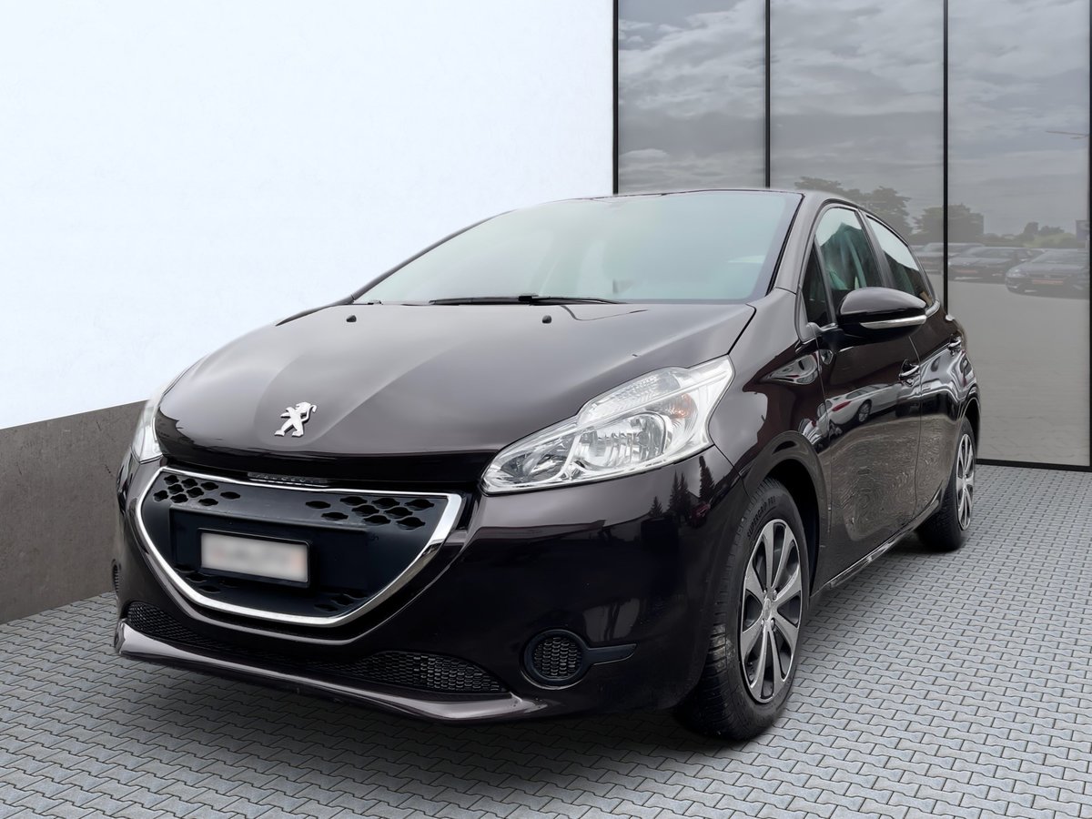 PEUGEOT 208 1.4 e