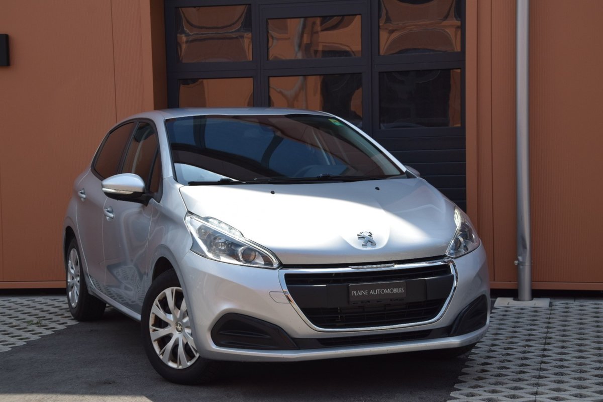 PEUGEOT 208 1.2 PureTech Style gebraucht für CHF 10'490,