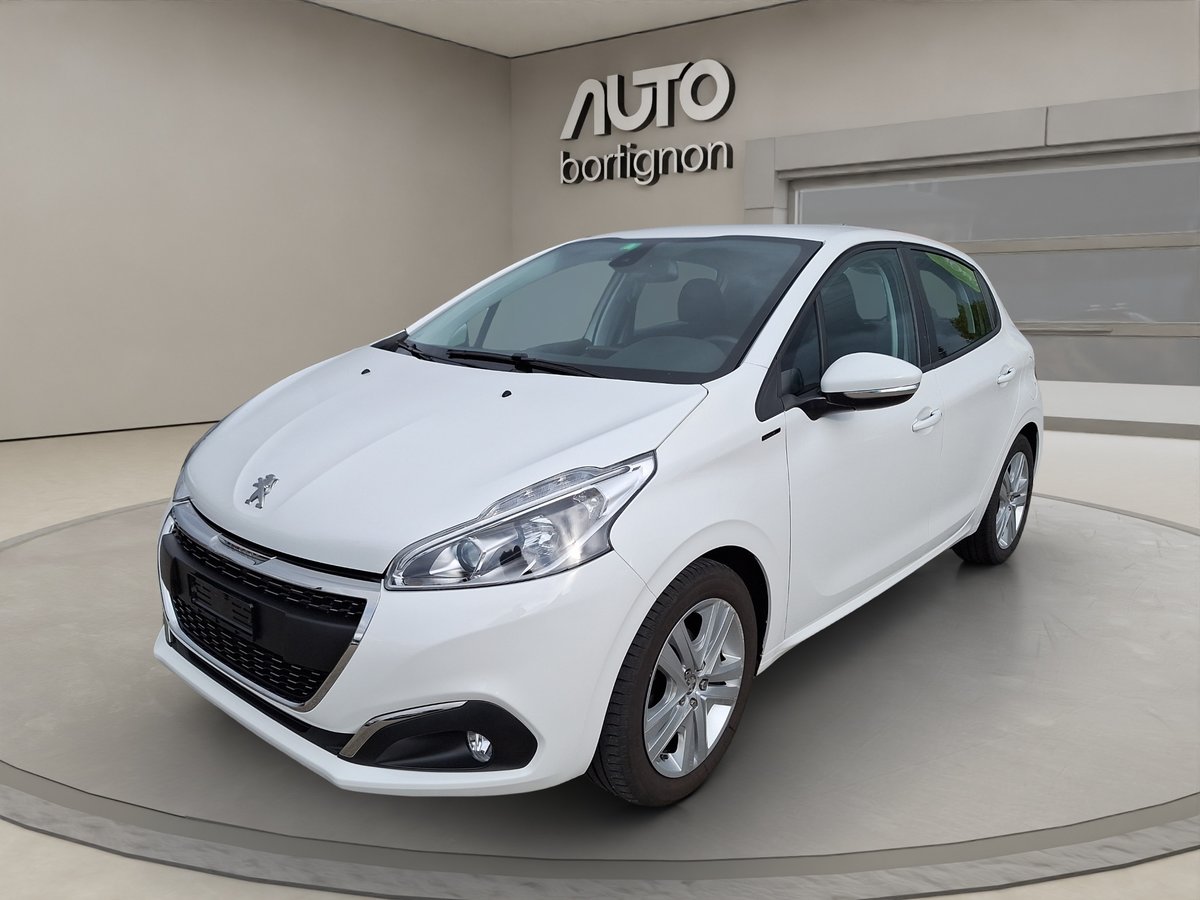 PEUGEOT 208 1.2 PureTech Signature gebraucht für CHF 9'850,