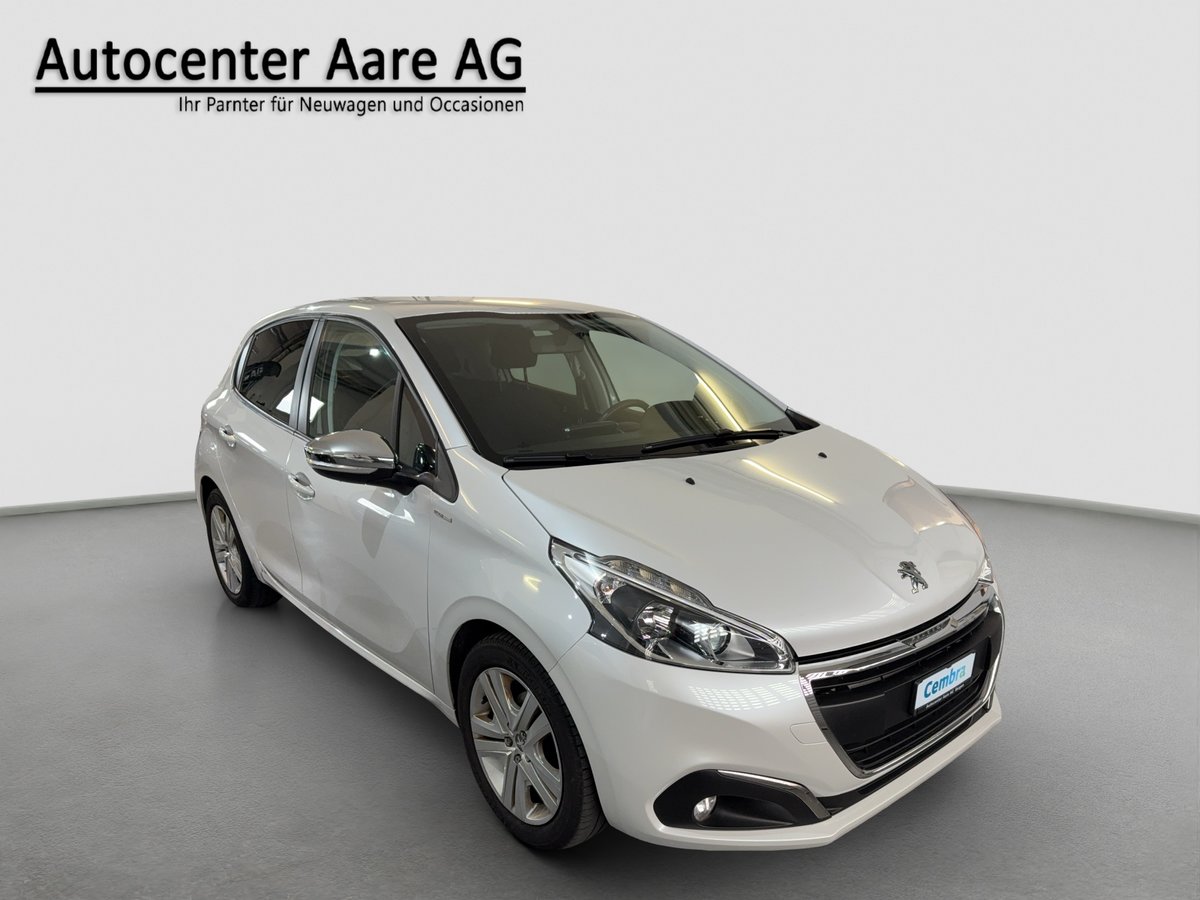 PEUGEOT 208 1.2 PureTech Style EAT gebraucht für CHF 8'490,