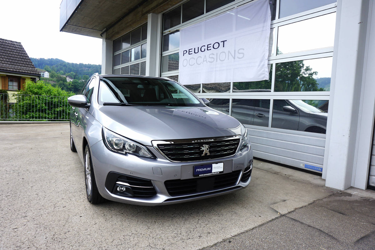 PEUGEOT 308 SW 1.2 PureTech 130 Al gebraucht für CHF 18'450,