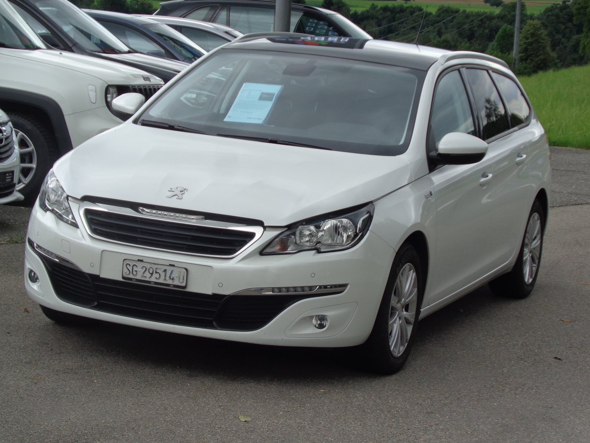 PEUGEOT 308 SW 1.2 THP Style gebraucht für CHF 11'500,