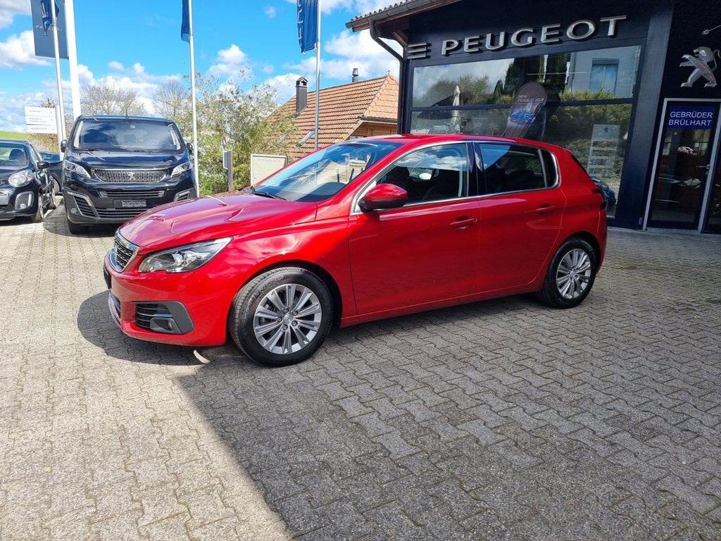 PEUGEOT 308 1.2 PureTech 130 Allur gebraucht für CHF 14'800,