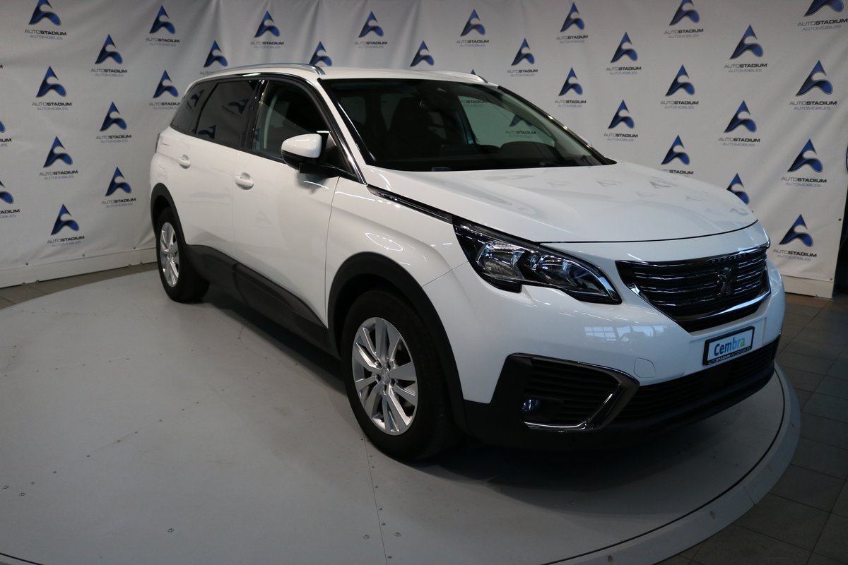 PEUGEOT 5008 1.2 Pure Tech Allure gebraucht für CHF 22'800,