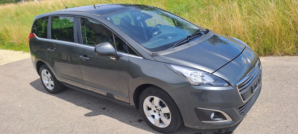 PEUGEOT 5008 2.0 HDI Active gebraucht für CHF 9'400,