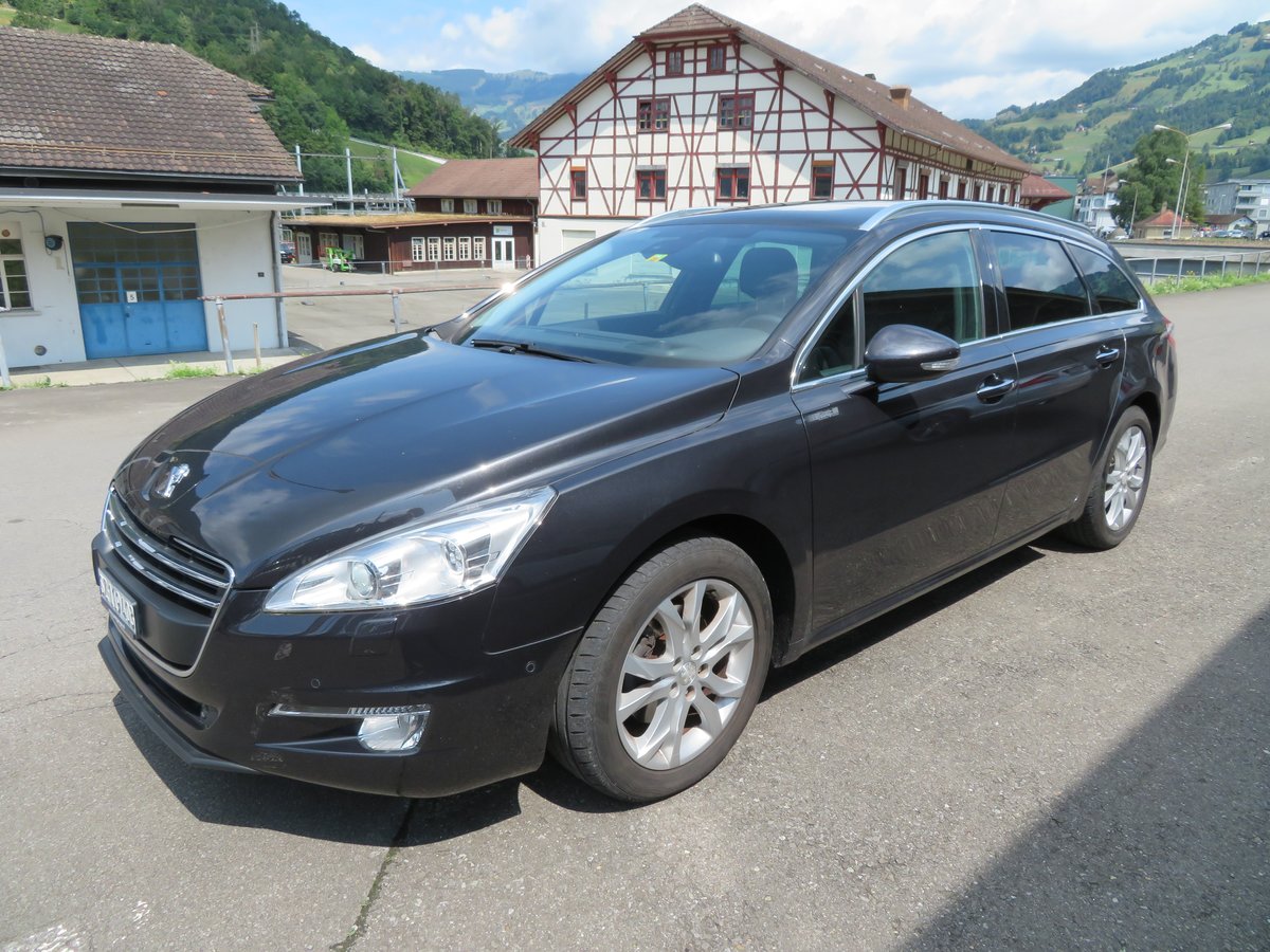 PEUGEOT 508 SW 2.0 HDI Active Auto gebraucht für CHF 9'990,