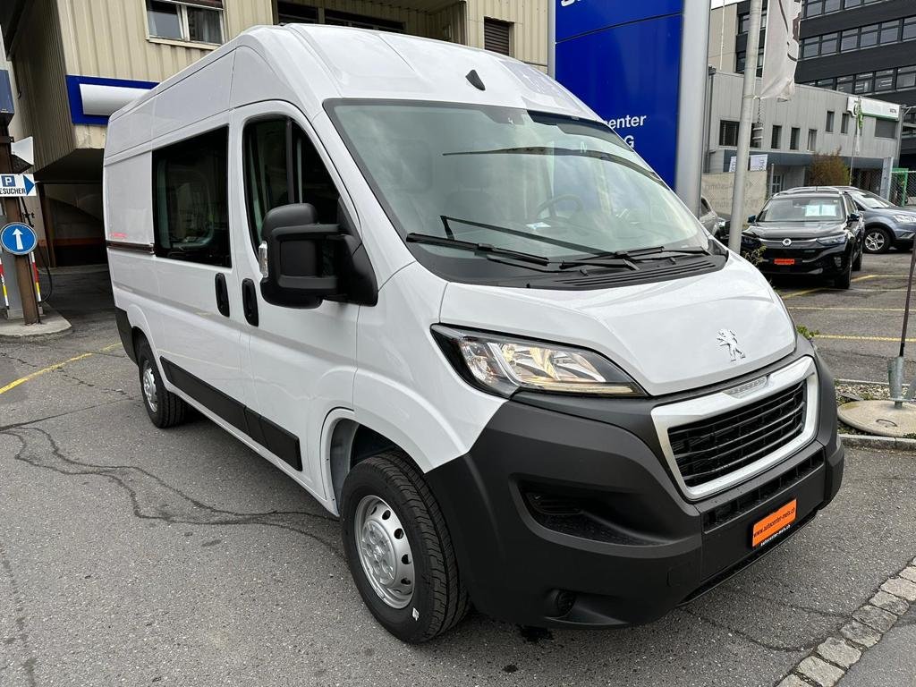 PEUGEOT Boxer Kaw. 335 L2H2 2.2 Bl neu für CHF 39'990,